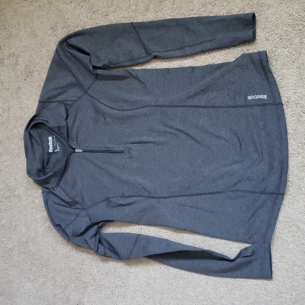 Reebok half zip size large